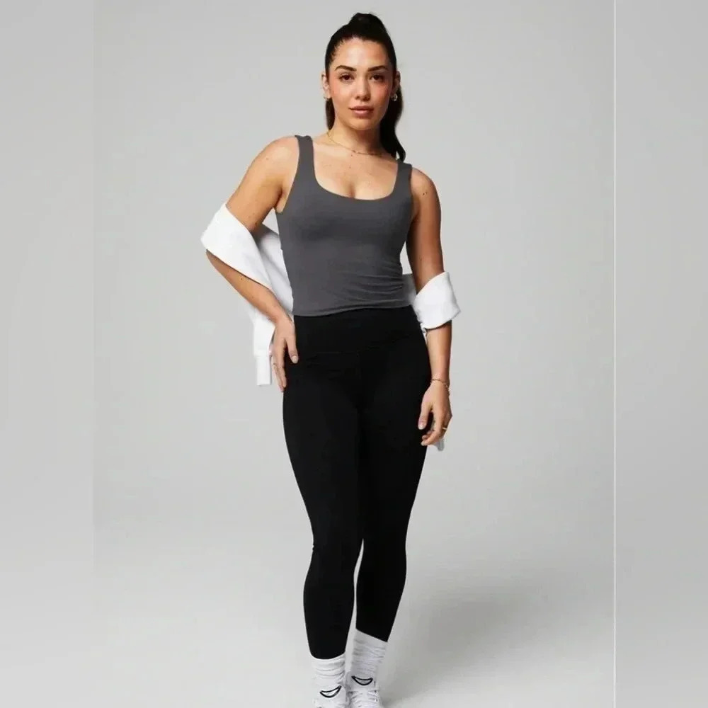 Fabletics Oasis Twist Built-In Bra Tank gray XXL NWT